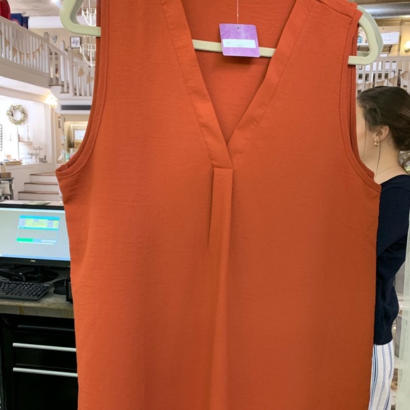 Split Neck Sleeveless Blouse - Rust - Picture 2 of 3